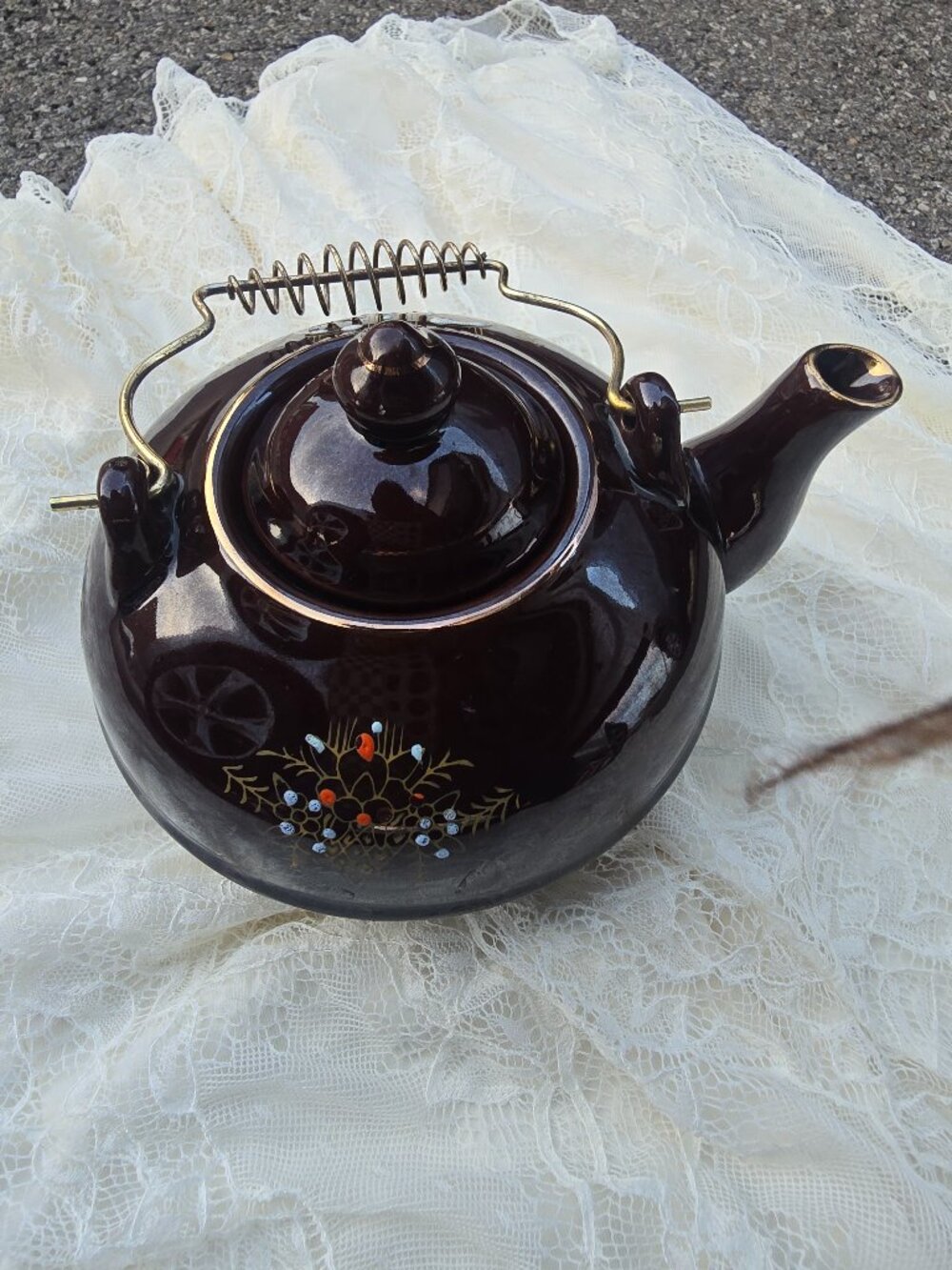 Vintage Hand Painted Japanese Moriage Pattern Footed Teapot with Wire Handle